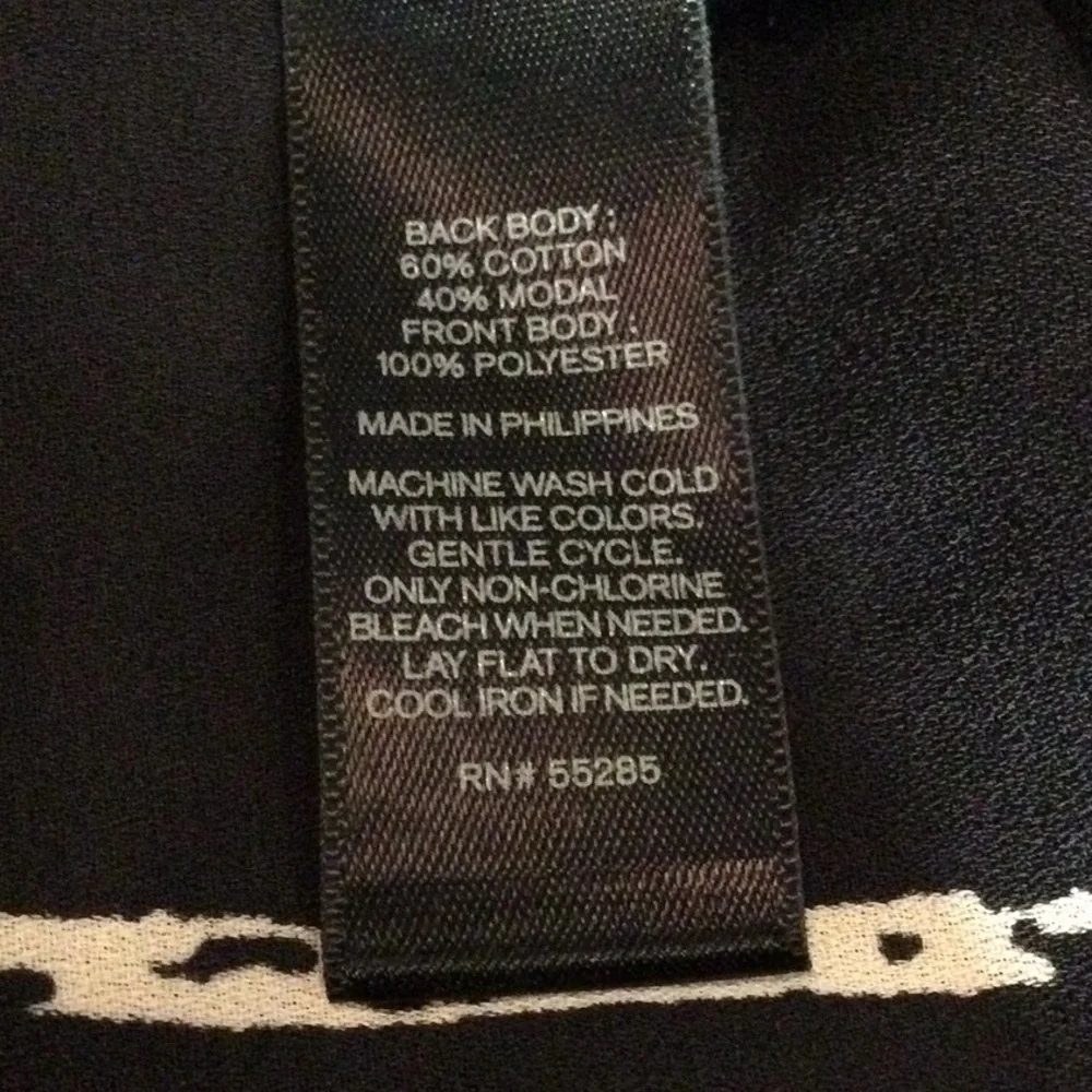 Express Black & White Blouse - Picture 6 of 6